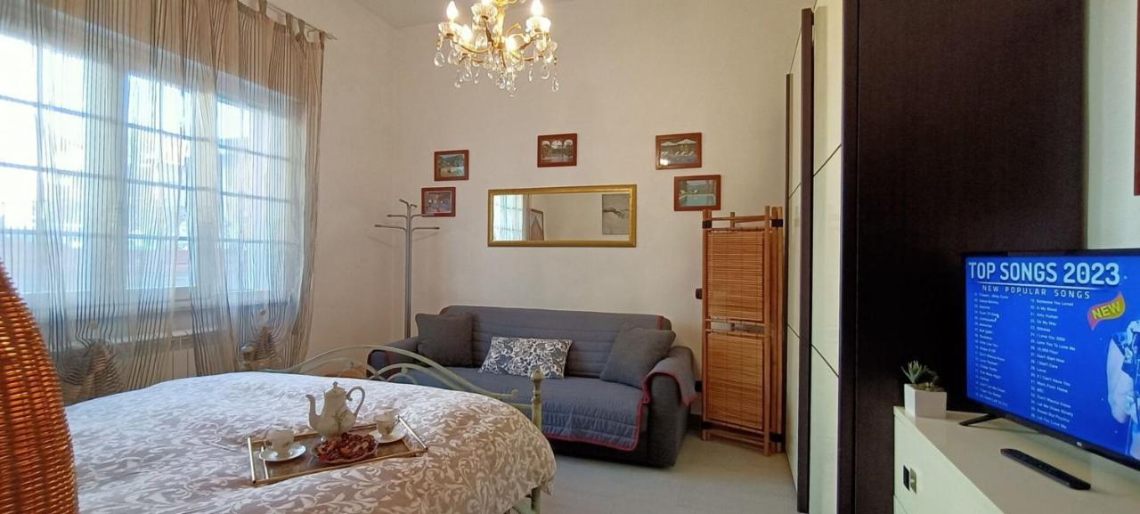 Lovely House Near The Beach ตอร์เร เดล ลาโกปุชชีนี ภายนอก รูปภาพ