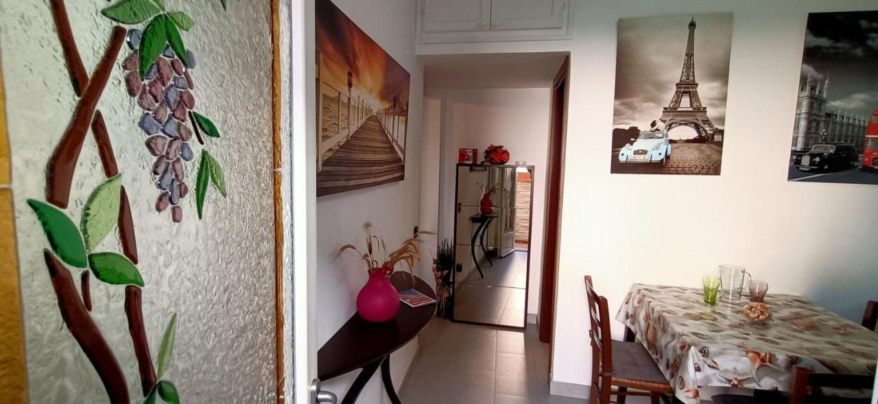 Lovely House Near The Beach ตอร์เร เดล ลาโกปุชชีนี ภายนอก รูปภาพ
